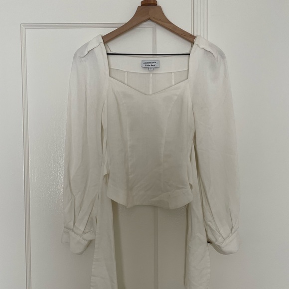 White Blouse Shirt With Puff Sleeves & Square Neckline - Picture 2 of 4